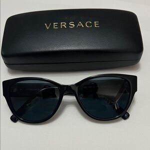 Versace Elegant Black Sunglasses